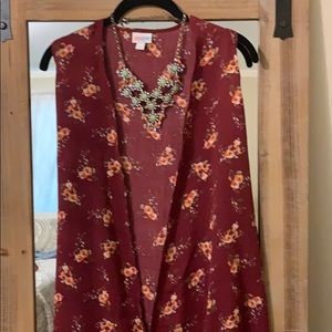 🌟 3/$25 LulaRoe joy duster vest, size S